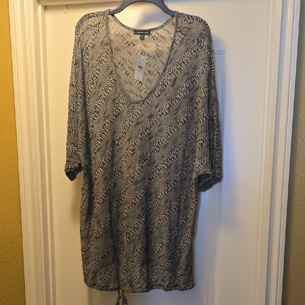 Lane Bryant Black and White Knit V-Neck Tunic Sweater